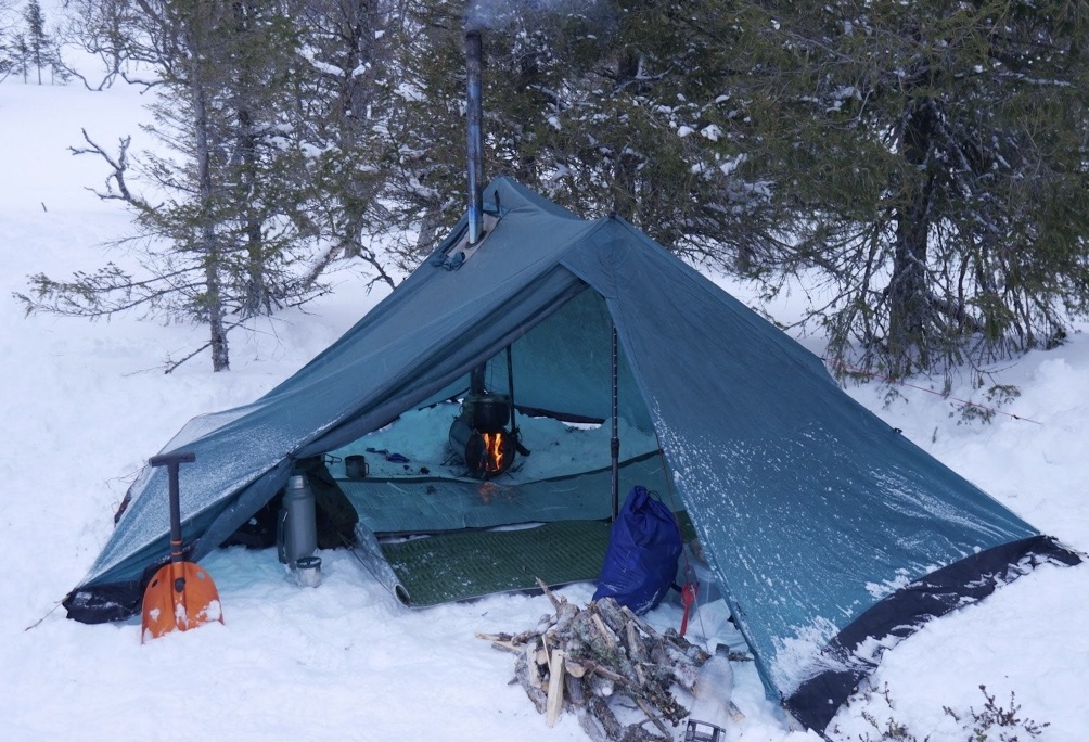 Get a Suitable Tent for Low Temperatures