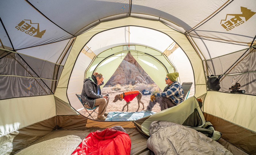 Storage space and other pros of a tent vestibule