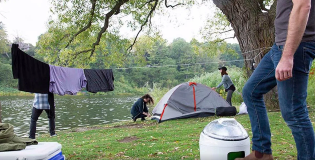 6 brilliant ideas on how to wash clothes while camping