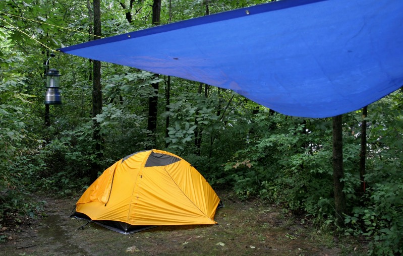 tarp size to use over the tent